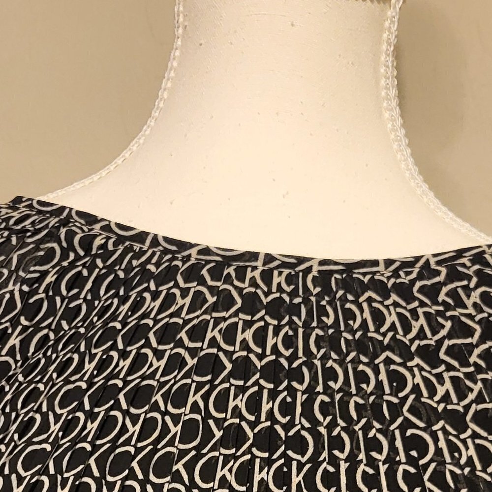 Calvin Klein Tops | Printed Pleated Blouse Black/White CK Logo Size: Medium NWT - Picture 2 of 9